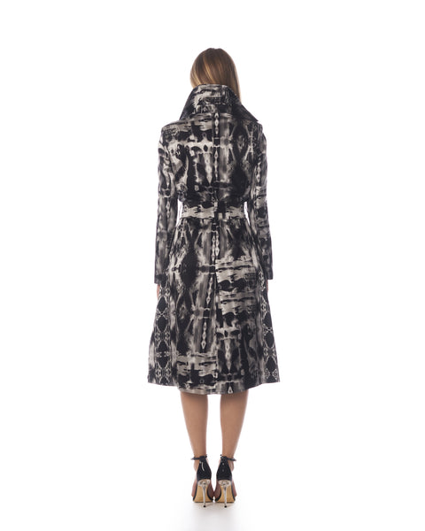 The Mono Trench